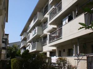 埼玉県　団地外壁塗装　アパート塗装