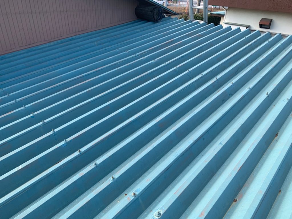 さいたま市西区　折半屋根塗装　金属屋根