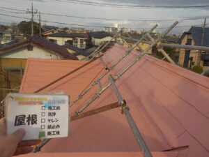 屋根の塗装　色　遮熱機能