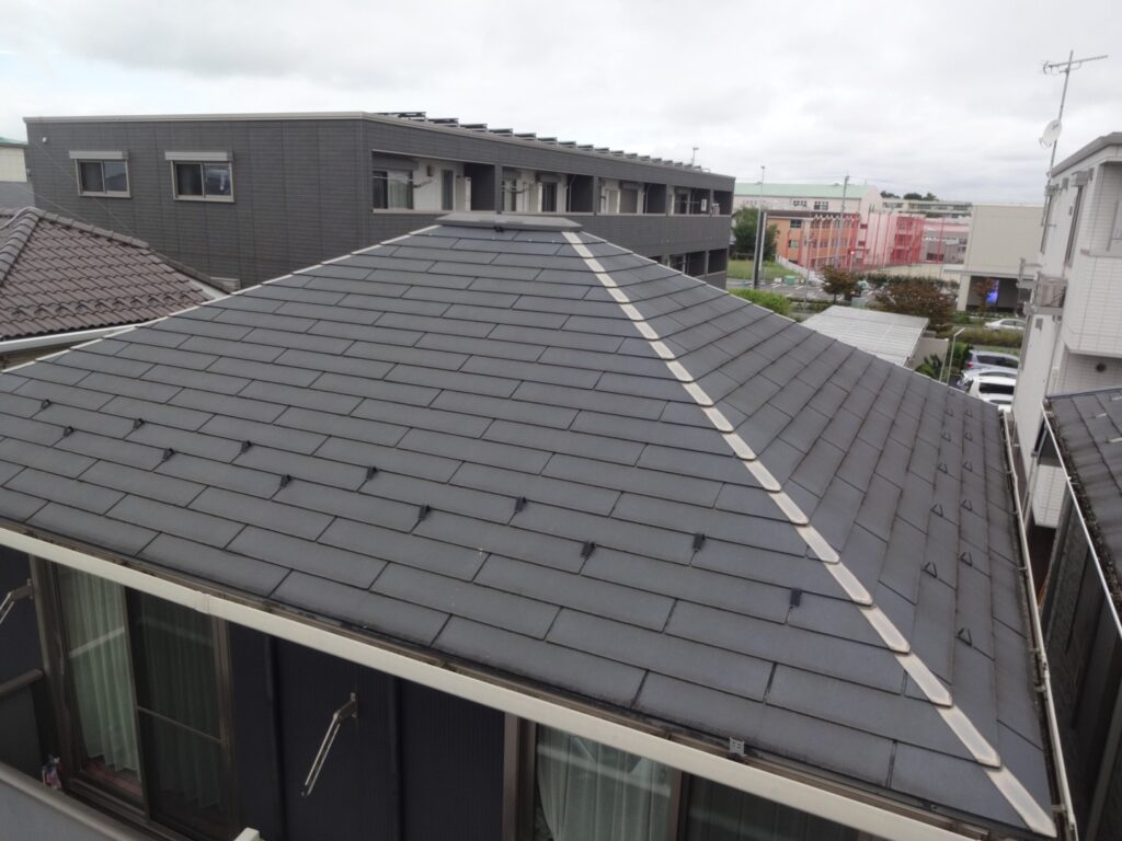 屋根　塗装　日本ペイント　サーモアイ　遮熱　ブラック