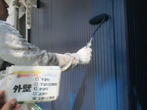 外壁塗装　特注色　上塗り　日本ペイント