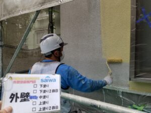 外壁塗装　さいたま市西区　サイワ塗装工業　黄色　壁