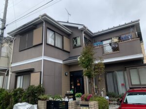 塗装前　施工前　全景　さいたま市　屋根塗装　外壁塗装