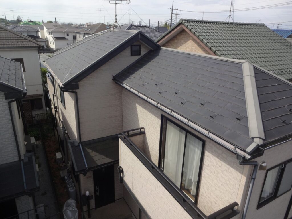 屋根カバー工法　ガルテクト　屋根の劣化