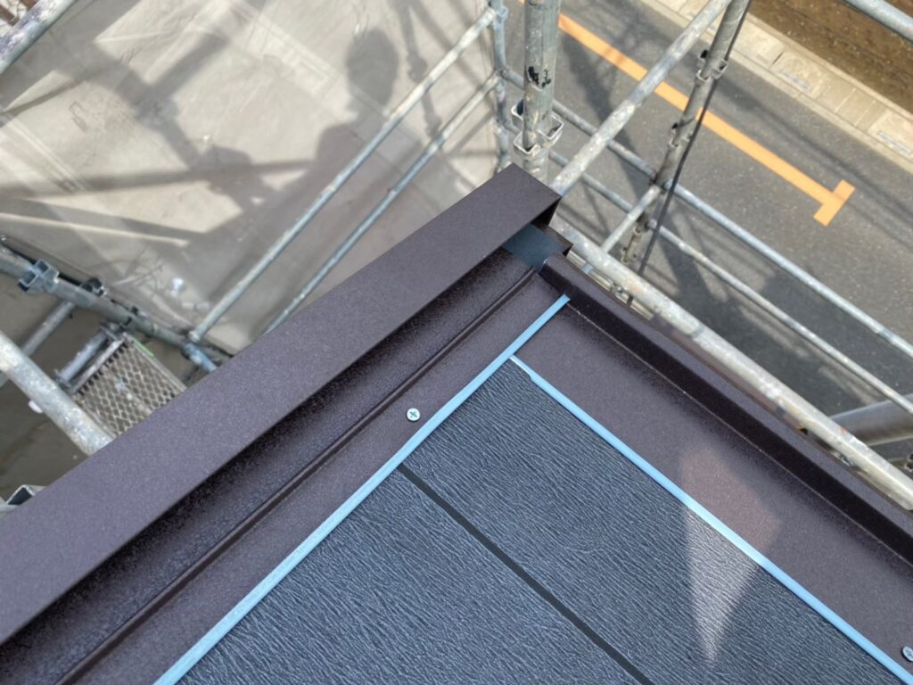 屋根　カバー工法　ガルテクト