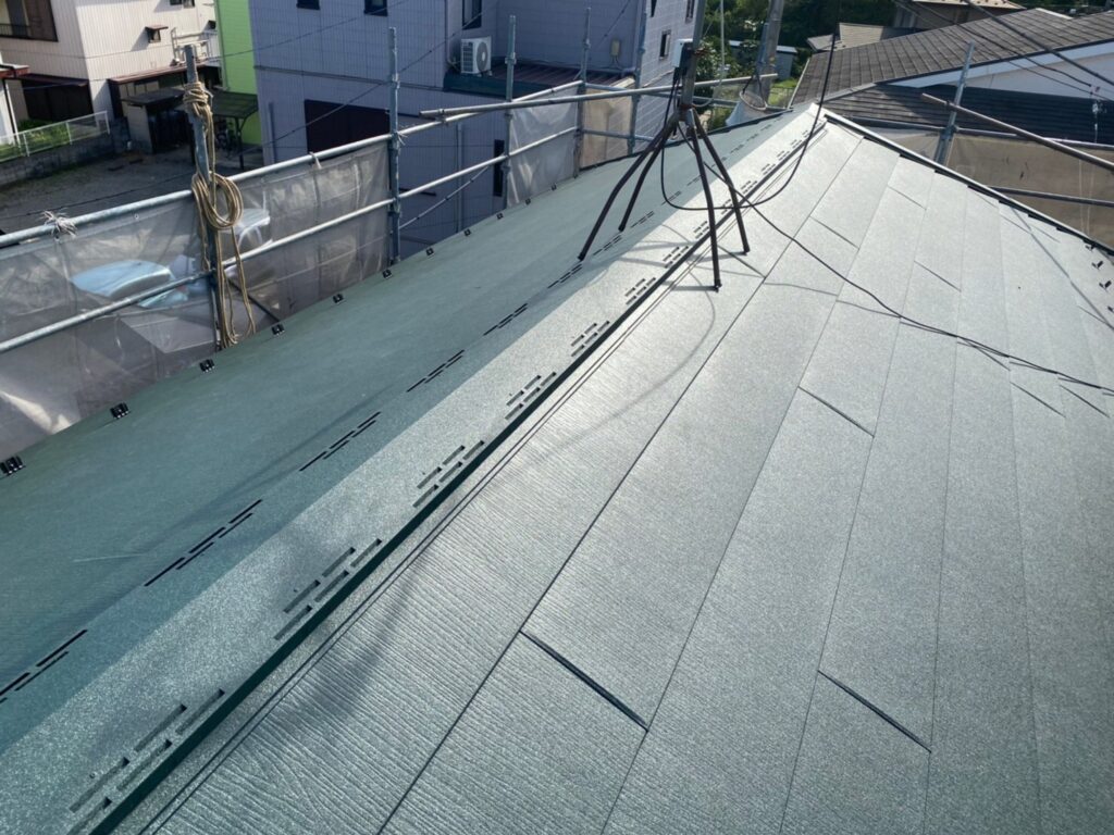外壁塗装　屋根塗装　ベランダ　カバー工法　塗り替え　さいたま　施工　