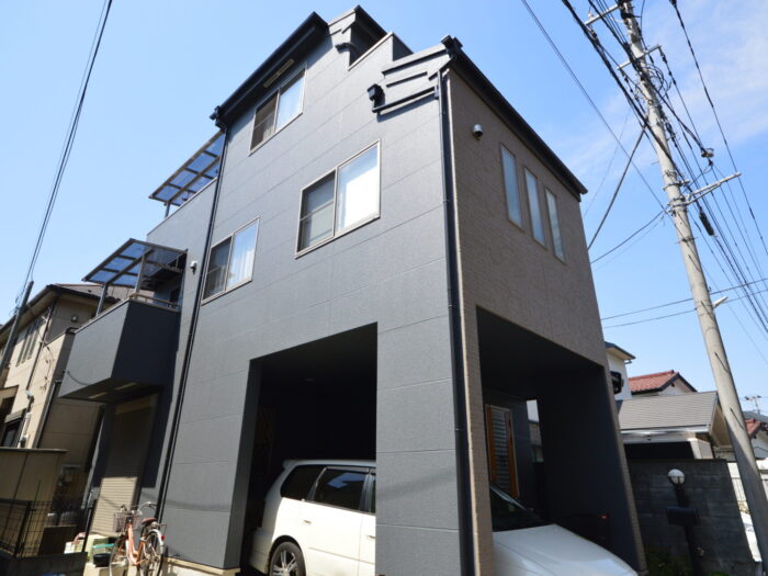 埼玉県さいたま市　サイワ塗装　外壁　屋根　塗装　塗り替え　テラス屋根設置