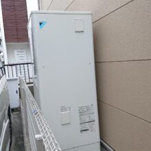 エコキュート　取付　交換　配管