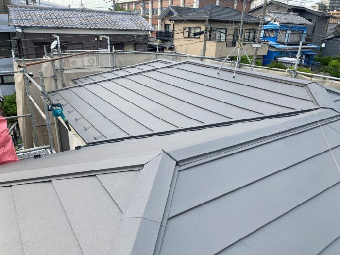 カバー工法 新しい屋根 屋根劣化 見積