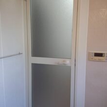 浴室ドア　カバー工法　ドアカバー工法