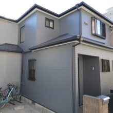 モダンカラー　ツートンカラー外壁　二色外壁
