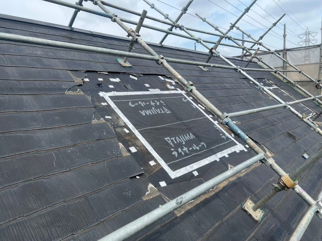 トップライト、天窓周辺の屋根 取り外し後 劣化状態