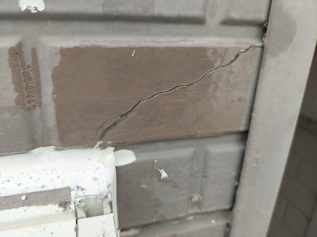 外壁ひび割れ補修後の仕上がり