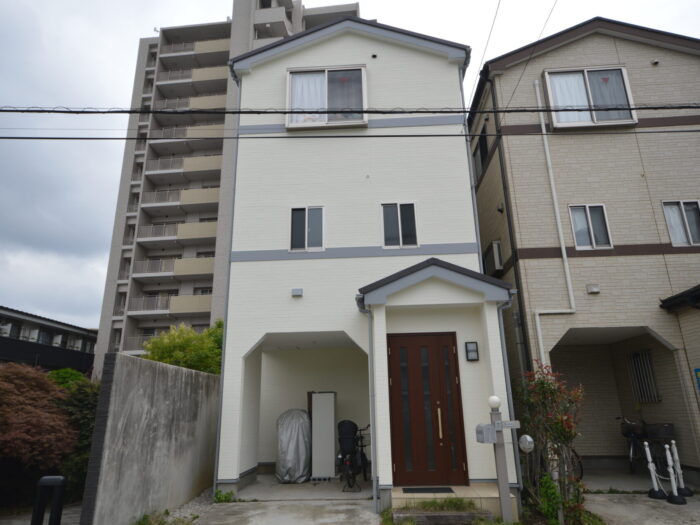 さいたま市北区 外壁塗装・屋根リフォーム 施工後(正面)全景