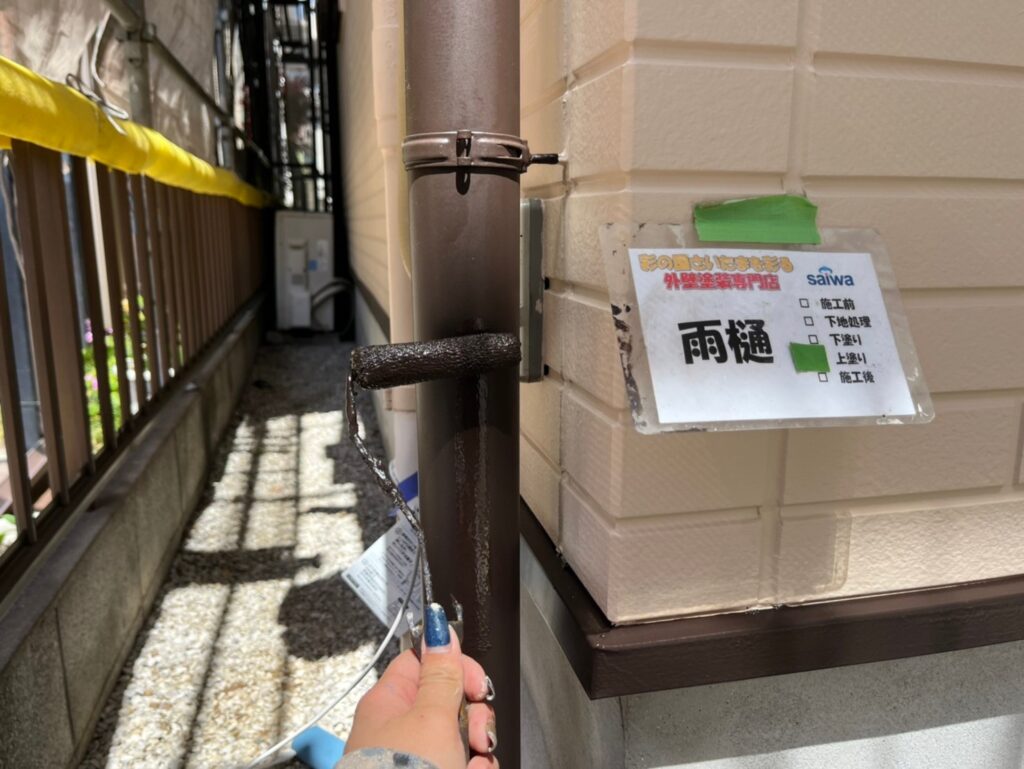 上塗り仕上げ|雨漏り防止と美観を両立した高品質な塗装仕上げ。