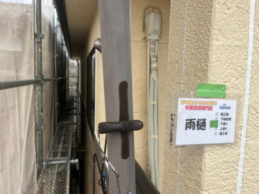 高密着性の下塗り材を使用し、仕上がりの耐久性を強化。