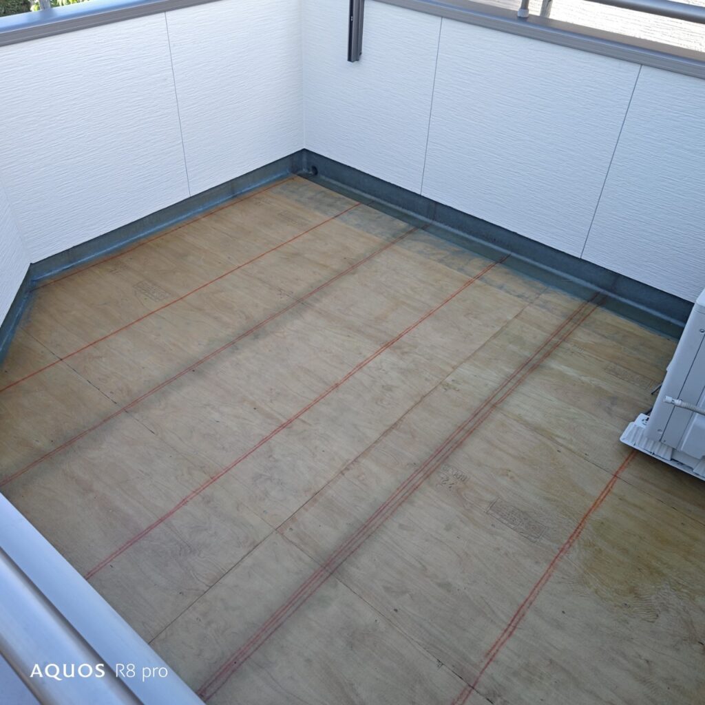 ベランダ防水改修 樹脂塗布後の塗り終わり写真 高品質施工事例